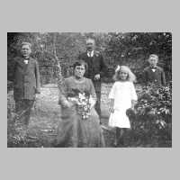 108-0004 Die Familie Hermann Liedtke im August 1914.jpg